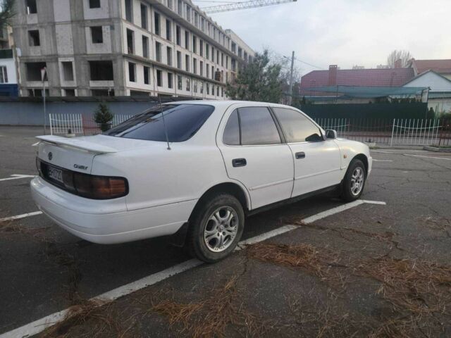 Белый Тойота Камри, объемом двигателя 2.2 л и пробегом 550 тыс. км за 2200 $, фото 12 на Automoto.ua