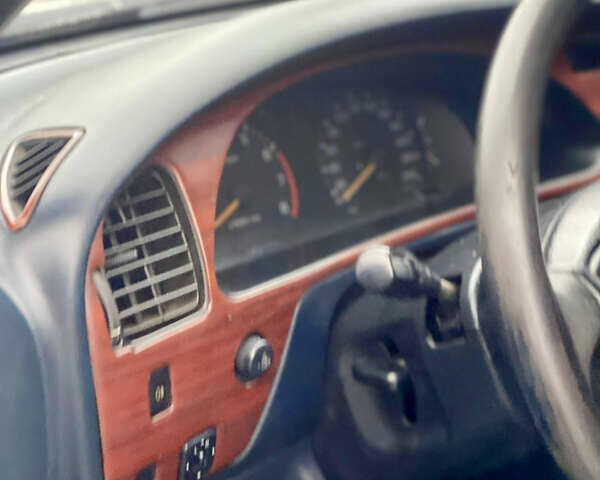 Белый Тойота Камри, объемом двигателя 2.16 л и пробегом 300 тыс. км за 2250 $, фото 10 на Automoto.ua