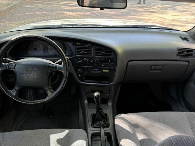 Білий Тойота Камрі, об'ємом двигуна 2.2 л та пробігом 135 тис. км за 3700 $, фото 6 на Automoto.ua