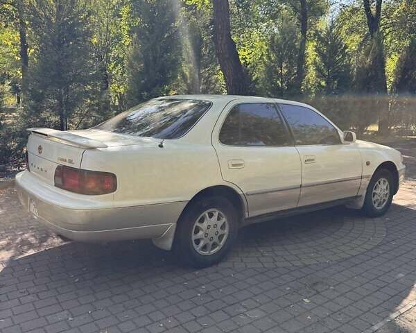Білий Тойота Камрі, об'ємом двигуна 2.16 л та пробігом 135 тис. км за 3700 $, фото 3 на Automoto.ua