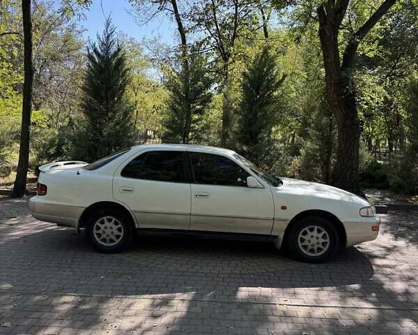 Білий Тойота Камрі, об'ємом двигуна 2.16 л та пробігом 135 тис. км за 3700 $, фото 4 на Automoto.ua