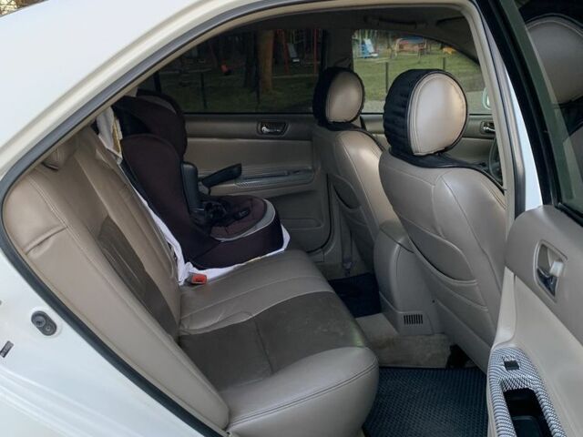 Белый Тойота Камри, объемом двигателя 2.4 л и пробегом 325 тыс. км за 5500 $, фото 10 на Automoto.ua