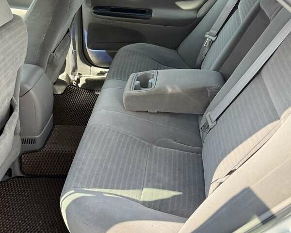 Білий Тойота Камрі, об'ємом двигуна 2.36 л та пробігом 268 тис. км за 4650 $, фото 18 на Automoto.ua