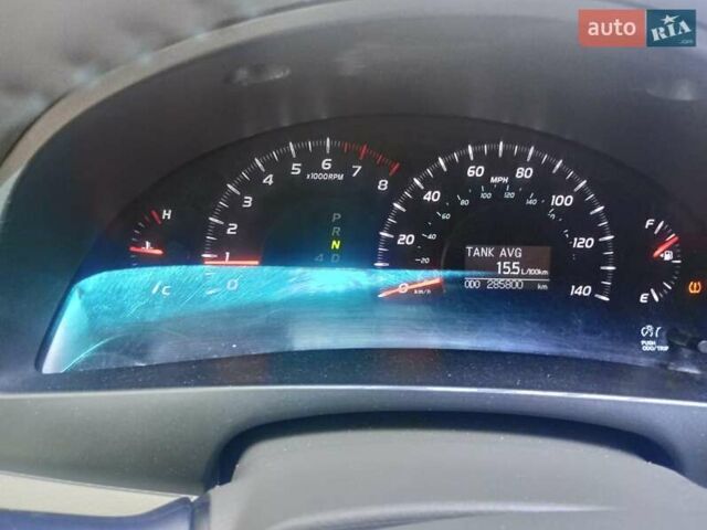 Белый Тойота Камри, объемом двигателя 2.4 л и пробегом 298 тыс. км за 6700 $, фото 21 на Automoto.ua