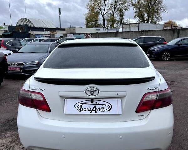 Тойота Камри 2006 в Чернигове на Automoto.ua Белый Тойота Камри, объемом двигателя 2.4 л и пробегом 293 тыс. км за 7500 $, фото 4 на Automoto.ua