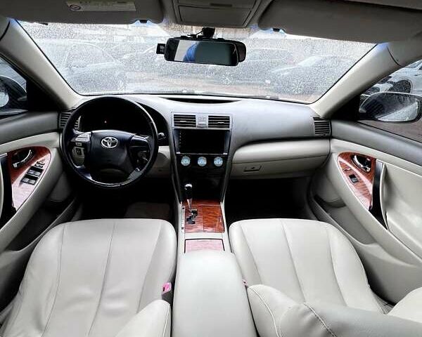 Тойота Камри 2006 в Чернигове на Automoto.ua Белый Тойота Камри, объемом двигателя 2.4 л и пробегом 293 тыс. км за 7500 $, фото 1 на Automoto.ua