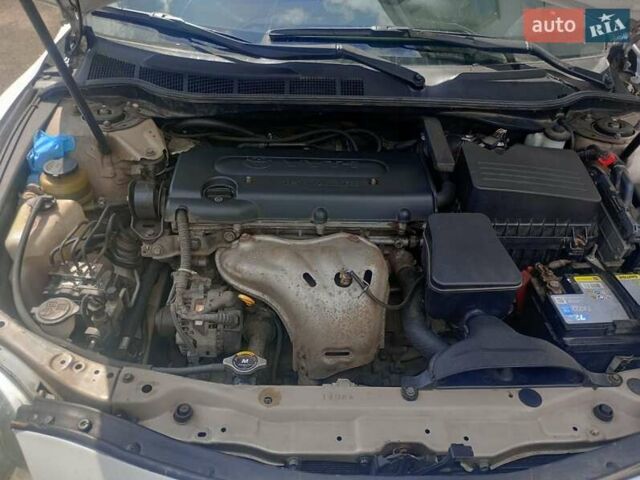 Белый Тойота Камри, объемом двигателя 2.4 л и пробегом 298 тыс. км за 6700 $, фото 13 на Automoto.ua