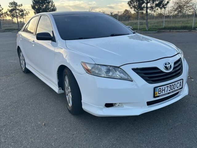 Тойота Камри 2007 в Одессе на Automoto.ua Белый Тойота Камри, объемом двигателя 2.4 л и пробегом 2 тыс. км за 7500 $, фото 7 на Automoto.ua