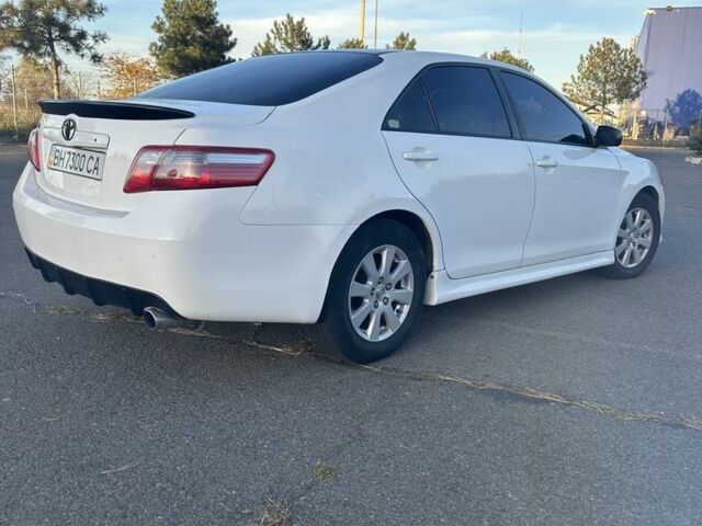 Тойота Камри 2007 в Одессе на Automoto.ua Белый Тойота Камри, объемом двигателя 2.4 л и пробегом 2 тыс. км за 7500 $, фото 2 на Automoto.ua