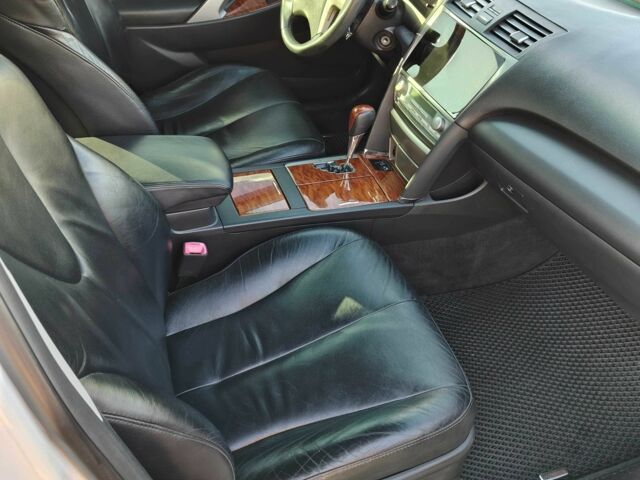 Білий Тойота Камрі, об'ємом двигуна 3.5 л та пробігом 223 тис. км за 9500 $, фото 13 на Automoto.ua