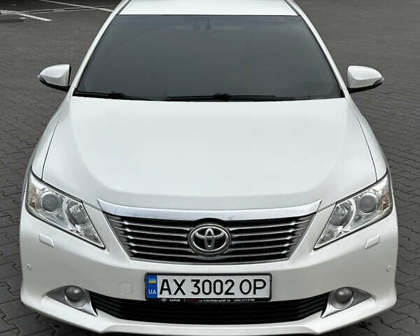 Білий Тойота Камрі, об'ємом двигуна 2.49 л та пробігом 233 тис. км за 12700 $, фото 9 на Automoto.ua