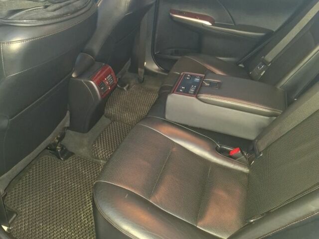 Тойота Камри 2011 в Купянске на Automoto.ua Белый Тойота Камри, объемом двигателя 2.5 л и пробегом 255 тыс. км за 12000 $, фото 5 на Automoto.ua