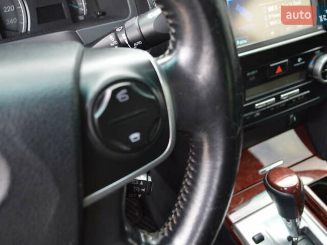 Білий Тойота Камрі, об'ємом двигуна 2.5 л та пробігом 242 тис. км за 12800 $, фото 23 на Automoto.ua