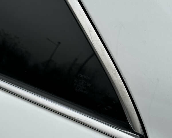 Білий Тойота Камрі, об'ємом двигуна 2.49 л та пробігом 233 тис. км за 12700 $, фото 18 на Automoto.ua
