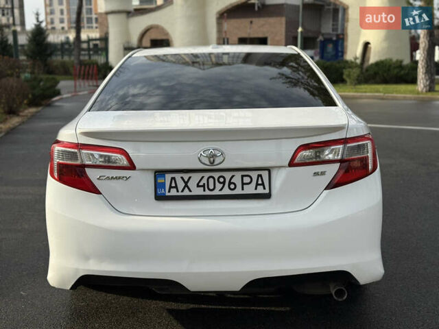 Белый Тойота Камри, объемом двигателя 2.5 л и пробегом 180 тыс. км за 10999 $, фото 10 на Automoto.ua