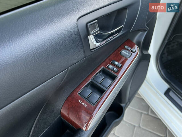 Тойота Камри 2012 в Козельщине на Automoto.ua Белый Тойота Камри, объемом двигателя 2.5 л и пробегом 182 тыс. км за 14000 $, фото 48 на Automoto.ua