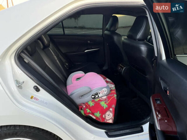 Тойота Камри 2012 в Козельщине на Automoto.ua Белый Тойота Камри, объемом двигателя 2.5 л и пробегом 182 тыс. км за 14000 $, фото 80 на Automoto.ua