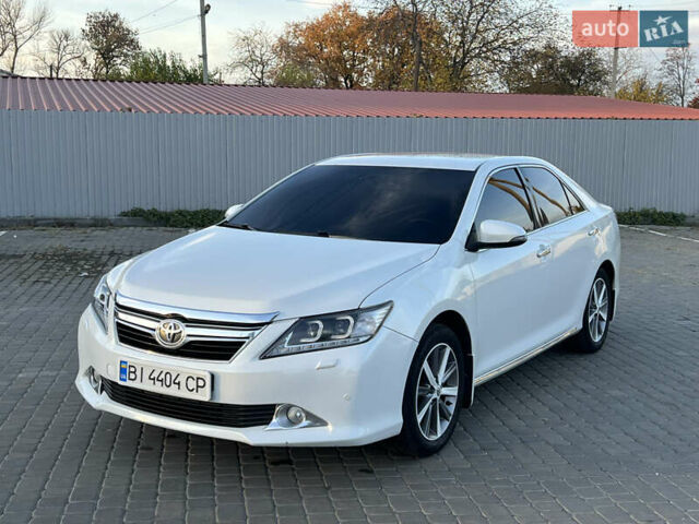 Тойота Камри 2012 в Козельщине на Automoto.ua Белый Тойота Камри, объемом двигателя 2.5 л и пробегом 182 тыс. км за 14000 $, фото 20 на Automoto.ua