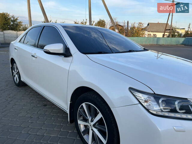 Тойота Камри 2012 в Козельщине на Automoto.ua Белый Тойота Камри, объемом двигателя 2.5 л и пробегом 182 тыс. км за 14000 $, фото 44 на Automoto.ua