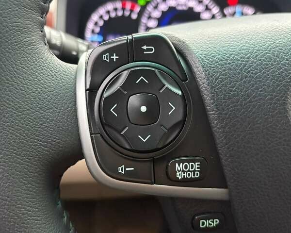 Белый Тойота Камри, объемом двигателя 2.49 л и пробегом 235 тыс. км за 12500 $, фото 11 на Automoto.ua