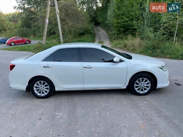 Белый Тойота Камри, объемом двигателя 2.5 л и пробегом 147 тыс. км за 15300 $, фото 20 на Automoto.ua