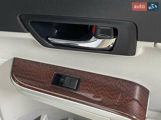 Белый Тойота Камри, объемом двигателя 3.46 л и пробегом 257 тыс. км за 13100 $, фото 76 на Automoto.ua