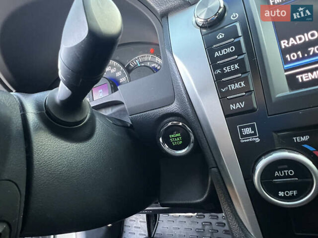 Тойота Камри 2012 в Козельщине на Automoto.ua Белый Тойота Камри, объемом двигателя 2.5 л и пробегом 182 тыс. км за 14000 $, фото 66 на Automoto.ua