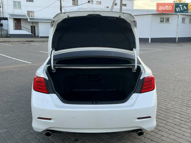 Тойота Камри 2012 в Козельщине на Automoto.ua Белый Тойота Камри, объемом двигателя 2.5 л и пробегом 182 тыс. км за 14000 $, фото 88 на Automoto.ua