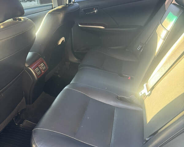 Белый Тойота Камри, объемом двигателя 2.49 л и пробегом 162 тыс. км за 15500 $, фото 6 на Automoto.ua