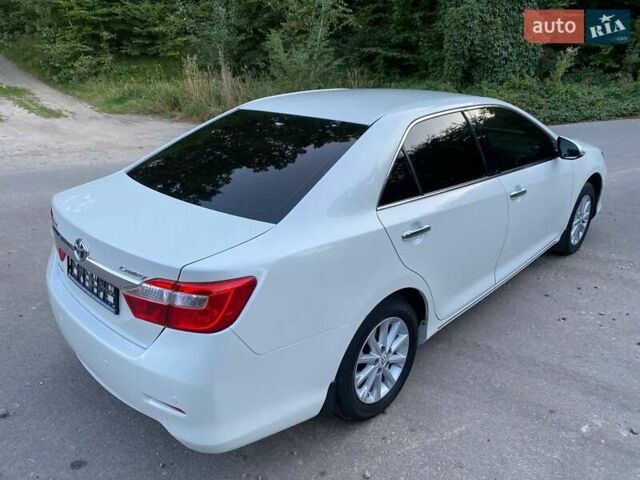 Білий Тойота Камрі, об'ємом двигуна 2.5 л та пробігом 147 тис. км за 15350 $, фото 22 на Automoto.ua