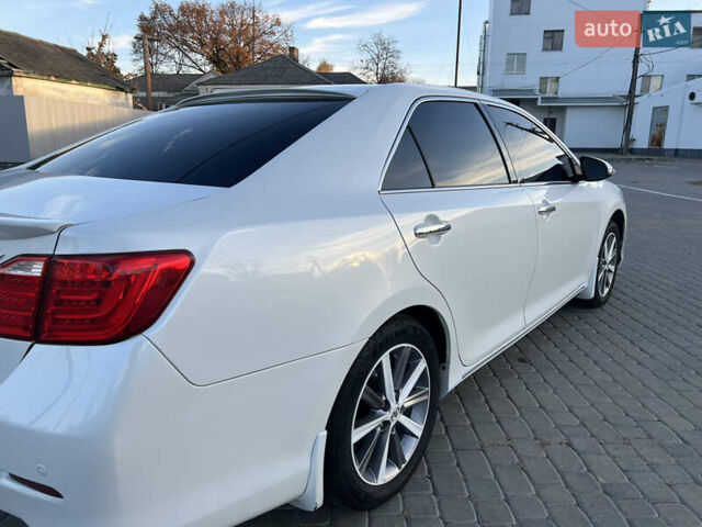 Тойота Камри 2012 в Козельщине на Automoto.ua Белый Тойота Камри, объемом двигателя 2.5 л и пробегом 182 тыс. км за 14000 $, фото 41 на Automoto.ua