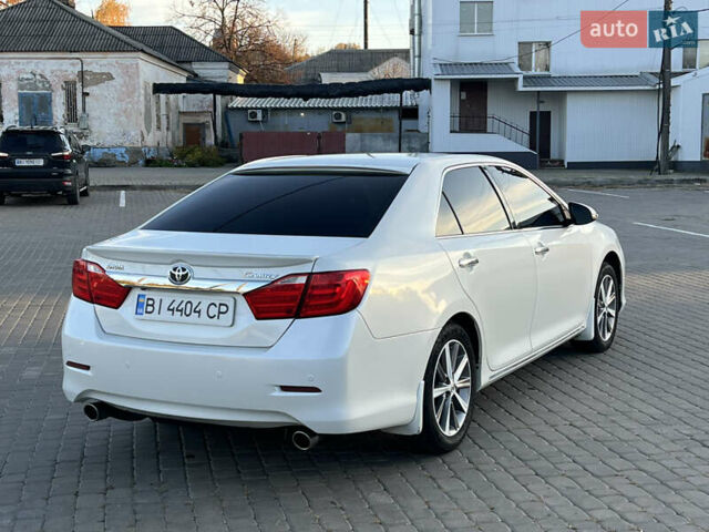 Тойота Камри 2012 в Козельщине на Automoto.ua Белый Тойота Камри, объемом двигателя 2.5 л и пробегом 182 тыс. км за 14000 $, фото 12 на Automoto.ua