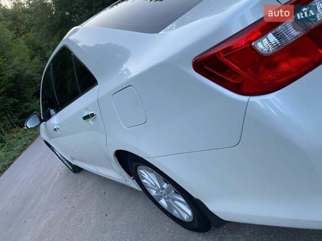 Белый Тойота Камри, объемом двигателя 2.5 л и пробегом 147 тыс. км за 15300 $, фото 41 на Automoto.ua