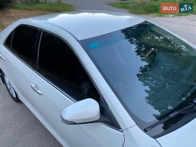 Білий Тойота Камрі, об'ємом двигуна 2.5 л та пробігом 147 тис. км за 15350 $, фото 52 на Automoto.ua