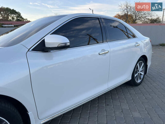 Тойота Камри 2012 в Козельщине на Automoto.ua Белый Тойота Камри, объемом двигателя 2.5 л и пробегом 182 тыс. км за 14000 $, фото 33 на Automoto.ua