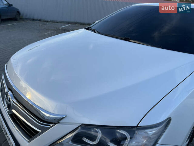 Тойота Камри 2012 в Козельщине на Automoto.ua Белый Тойота Камри, объемом двигателя 2.5 л и пробегом 182 тыс. км за 14000 $, фото 28 на Automoto.ua