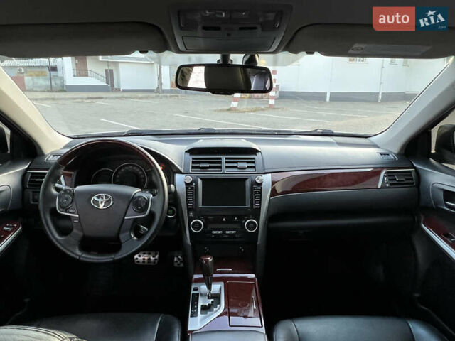 Тойота Камри 2012 в Козельщине на Automoto.ua Белый Тойота Камри, объемом двигателя 2.5 л и пробегом 182 тыс. км за 14000 $, фото 77 на Automoto.ua