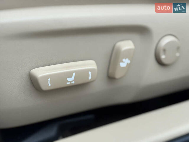 Білий Тойота Камрі, об'ємом двигуна 2.49 л та пробігом 236 тис. км за 12500 $, фото 12 на Automoto.ua