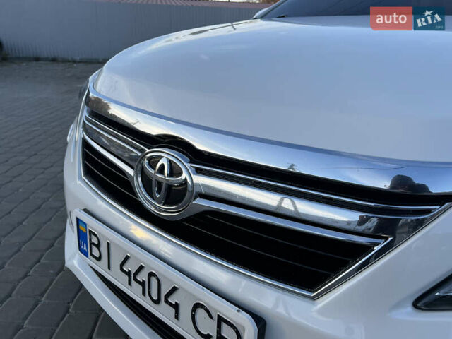 Тойота Камри 2012 в Козельщине на Automoto.ua Белый Тойота Камри, объемом двигателя 2.5 л и пробегом 182 тыс. км за 14000 $, фото 46 на Automoto.ua