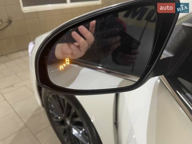 Белый Тойота Камри, объемом двигателя 3.46 л и пробегом 257 тыс. км за 13100 $, фото 100 на Automoto.ua