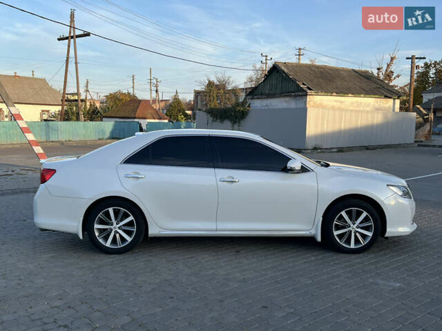 Тойота Камри 2012 в Козельщине на Automoto.ua Белый Тойота Камри, объемом двигателя 2.5 л и пробегом 182 тыс. км за 14000 $, фото 15 на Automoto.ua