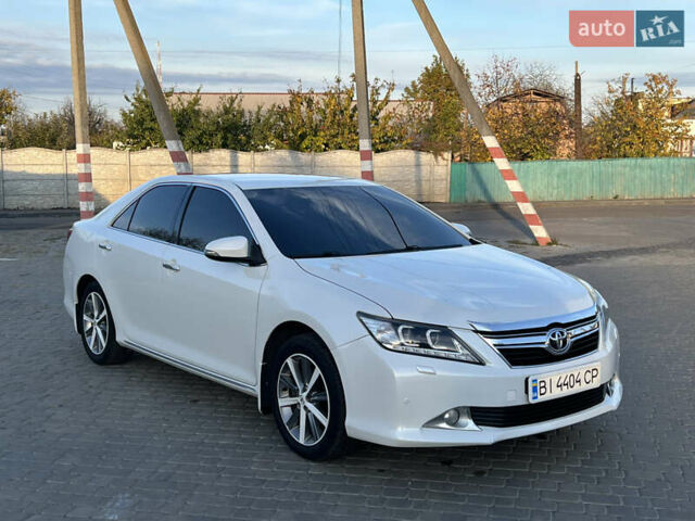 Тойота Камри 2012 в Козельщине на Automoto.ua Белый Тойота Камри, объемом двигателя 2.5 л и пробегом 182 тыс. км за 14000 $, фото 17 на Automoto.ua