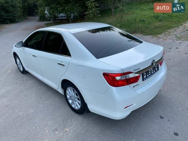 Білий Тойота Камрі, об'ємом двигуна 2.5 л та пробігом 147 тис. км за 15350 $, фото 14 на Automoto.ua