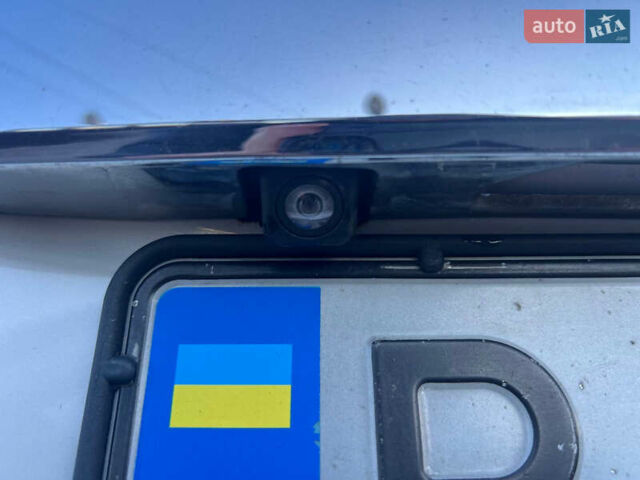 Белый Тойота Камри, объемом двигателя 2.5 л и пробегом 170 тыс. км за 11200 $, фото 20 на Automoto.ua