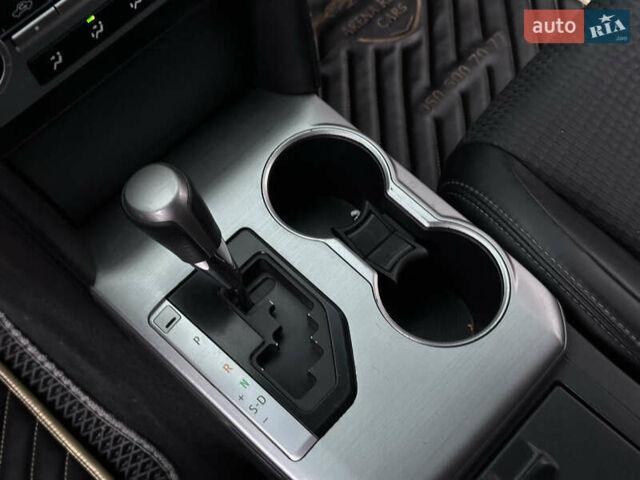 Білий Тойота Камрі, об'ємом двигуна 2.5 л та пробігом 180 тис. км за 11400 $, фото 31 на Automoto.ua