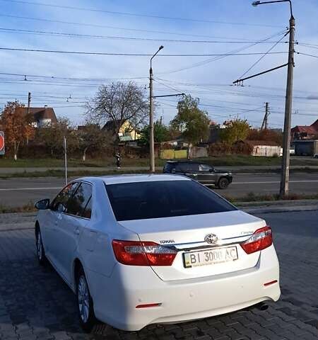 Белый Тойота Камри, объемом двигателя 2.5 л и пробегом 195 тыс. км за 11800 $, фото 9 на Automoto.ua