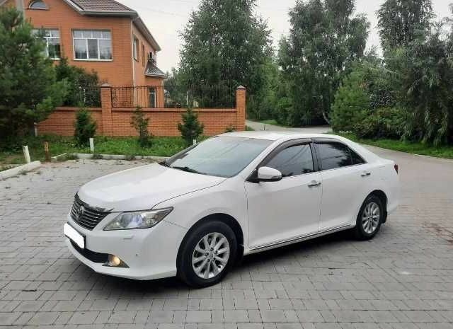 Белый Тойота Камри, объемом двигателя 2.5 л и пробегом 114 тыс. км за 6300 $, фото 9 на Automoto.ua