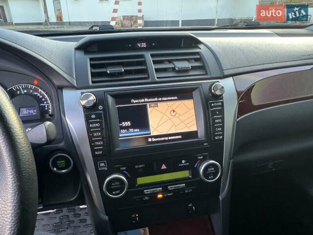 Тойота Камри 2012 в Козельщине на Automoto.ua Белый Тойота Камри, объемом двигателя 2.5 л и пробегом 182 тыс. км за 14000 $, фото 62 на Automoto.ua