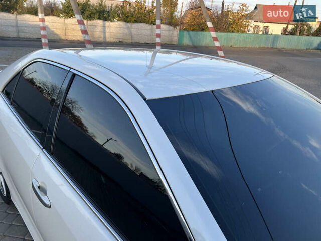 Тойота Камри 2012 в Козельщине на Automoto.ua Белый Тойота Камри, объемом двигателя 2.5 л и пробегом 182 тыс. км за 14000 $, фото 43 на Automoto.ua