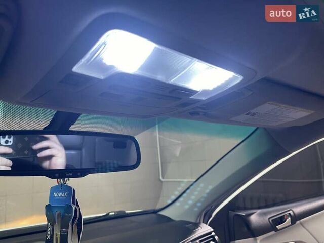 Белый Тойота Камри, объемом двигателя 3.46 л и пробегом 257 тыс. км за 13100 $, фото 37 на Automoto.ua